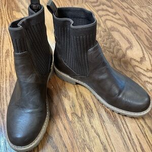 Brown Leather Ankle Boots-Used